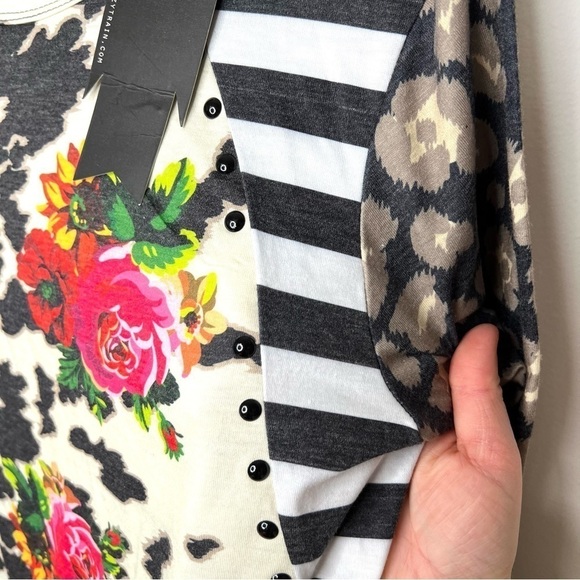 Crazy Train Western Cow Floral Leopard Print Studded 3/4 Sleeve Top Size Small - Picture 5 of 11